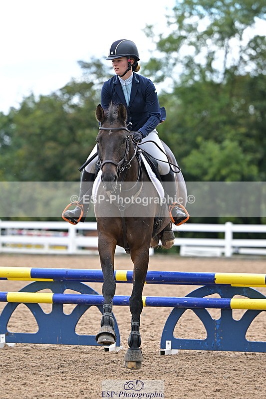 240925A-104000-00088 - Cls 1 British Novice and 90cm Open