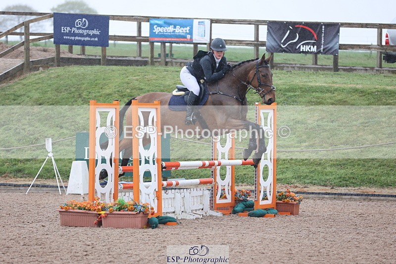 250418-092617-00381 - 029-Harriet.Birkby-CBH.CLOVER.LINING