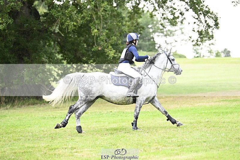 240825X-173548-38203 - 80cm XC 17.30 to End