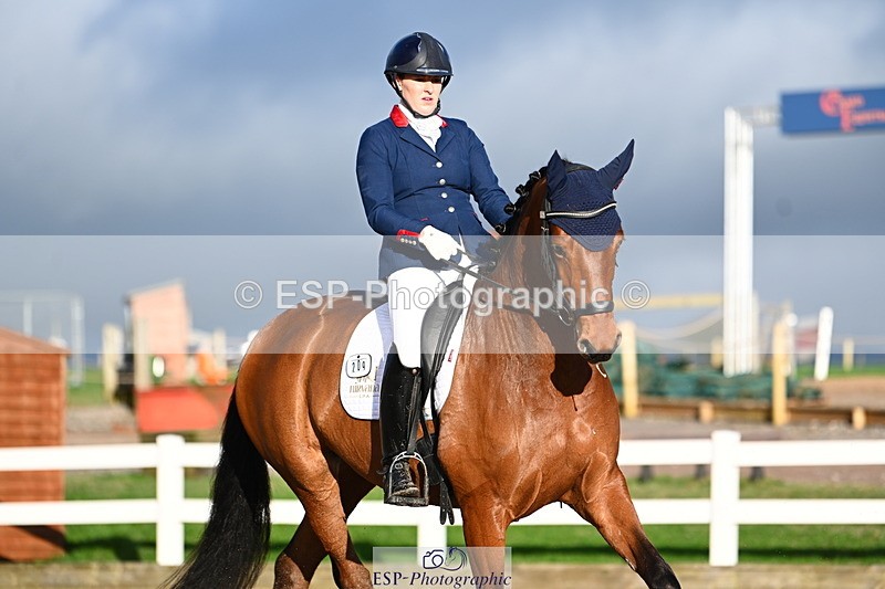 240218A-155756-09281 - 209-Charlotte.Dicker-Catherston.Tarantella