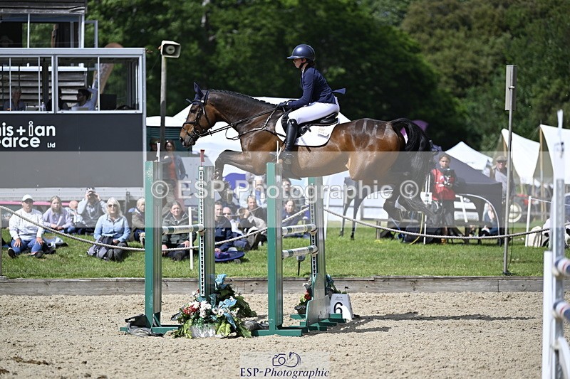 250525A-154300-18338 - C-281-Holly.Morris-NADIR.DE.LEAU
