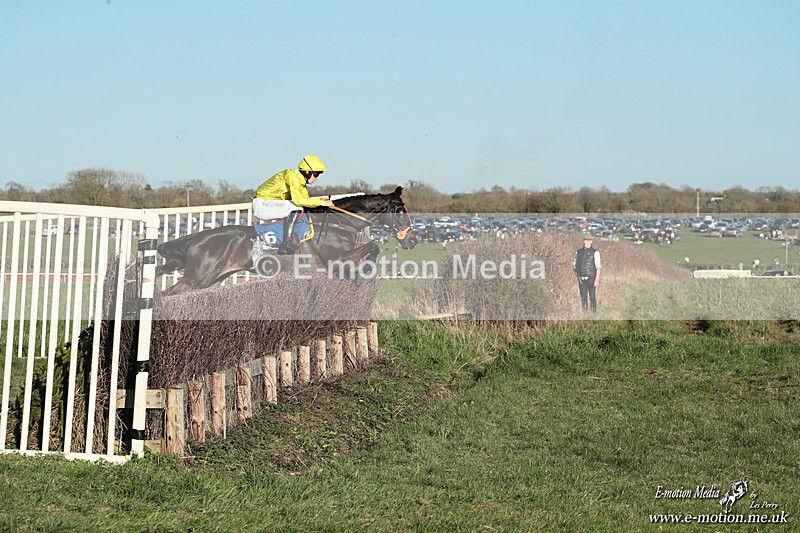 PtP 210326 1272 - VWH Cirencester Races 21/03/26