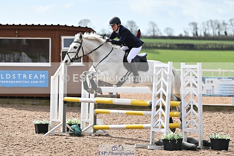 250328-103058-01280 - Cls 8 British Novice and 90cm