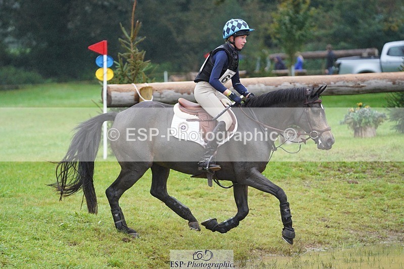 231021-102636-13779 - 629-DP.UK.DUN.SURPRISE-Isla.Kitson-SC+XC