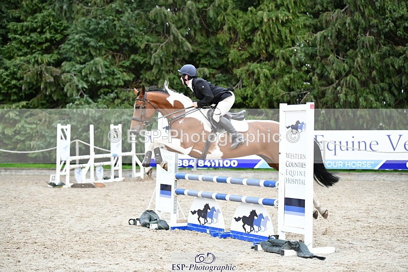 251004A-174127-02559 - Classes 12 & 13 90cm