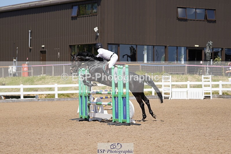 230527A-144940-04745 - Cls 23 1.05m Amateur Quali