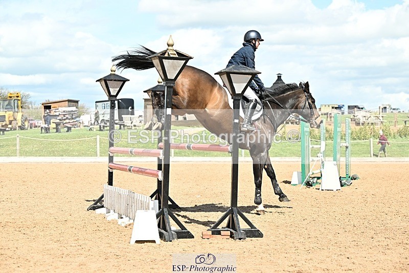 250416-133218-01116 - Cls 4 Newcomers and 1.10m