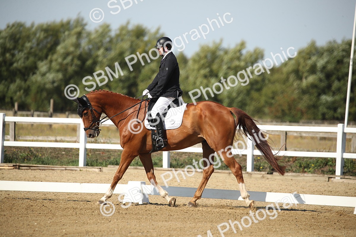 SBM_004091 - Class 11 - Novice 5 - 10.24-11.20