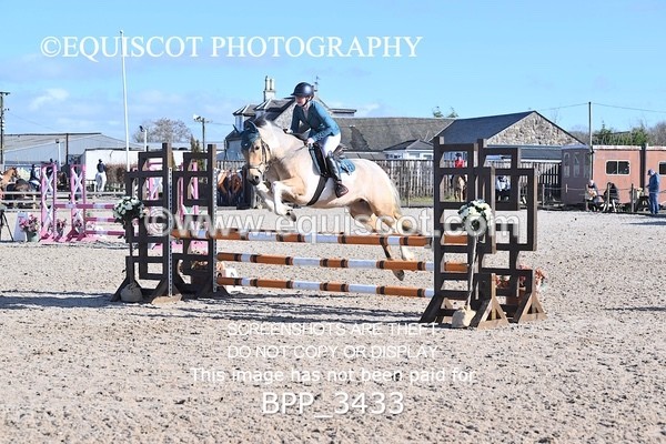 BPP_3433 - CLASS 4 Senior British Novice/ 90cm Open