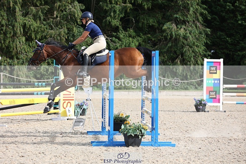 230908-152509-02477 - Cls 8 Snr 1.05m Open