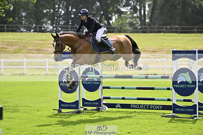 250613A-100257-00251 - Cls 1 Snr Newcomers and 1.10m Open