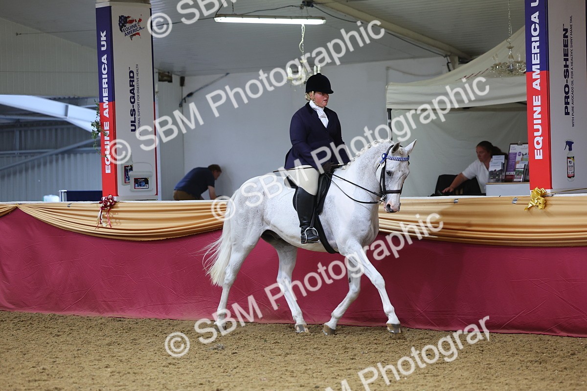 SBM_24503 - Class 906 - Supreme Final - Ridden Pre Vet