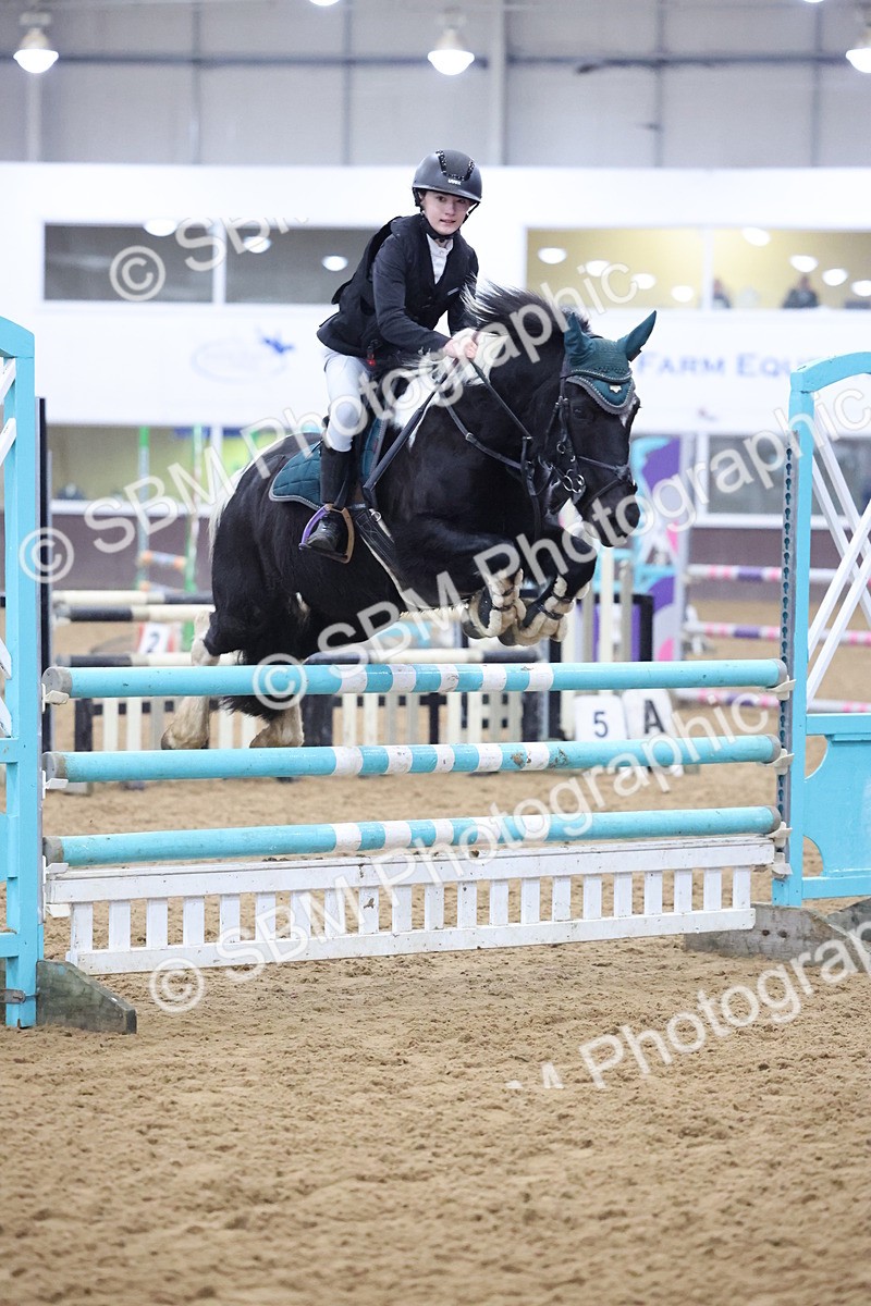 SBM_003357 - Class 11 - Blue Chip Pony Newcomers - 1.00m Open