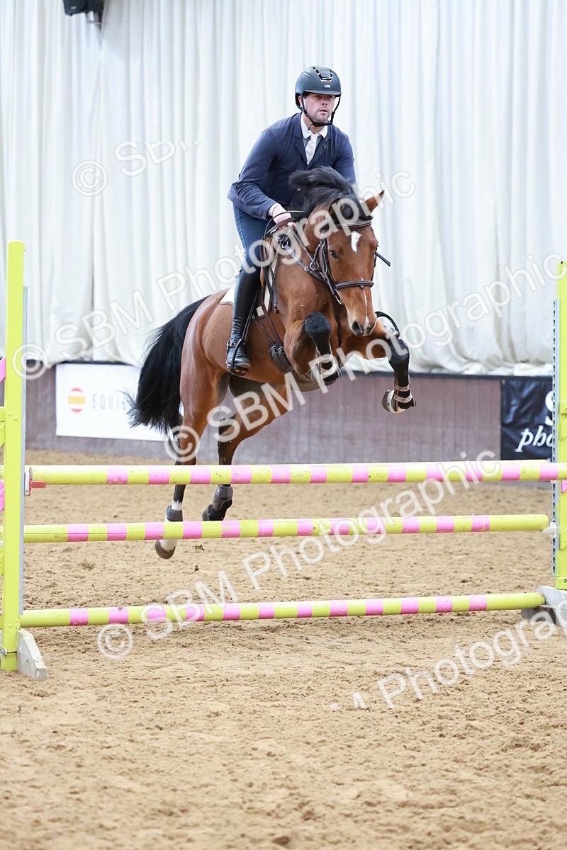 SBM_000330 - Class 2 - Senior British Novice 90cm