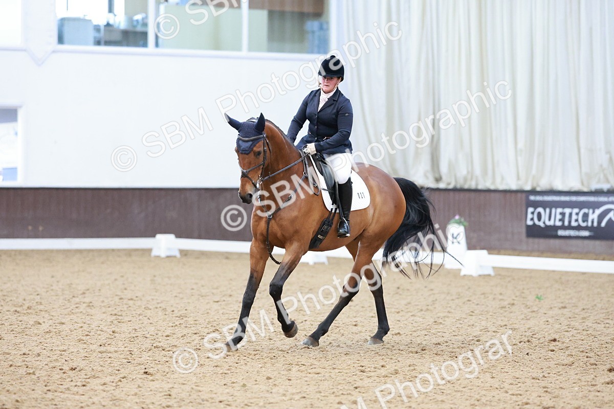 SBM_001100 - Class 6 - Novice 4