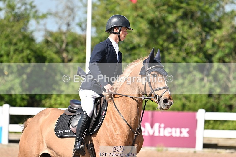 240509A-110138-01389 - Cls 2 Discovery and 1m Open