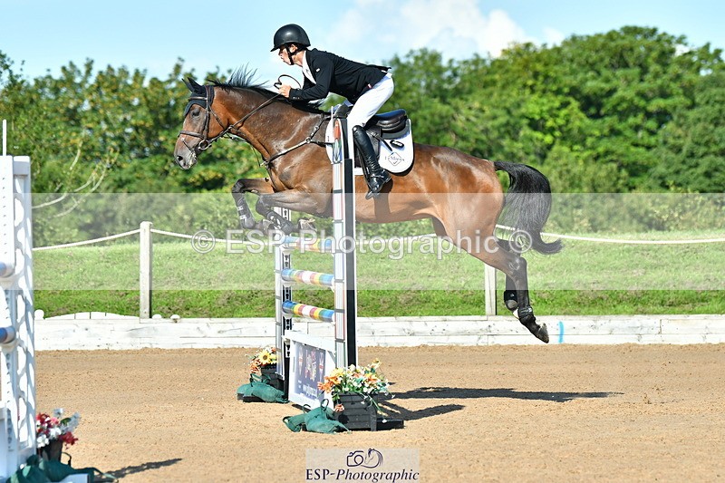 230720A-092002-01667 - Cls 1, 2 Star Small 1.30m