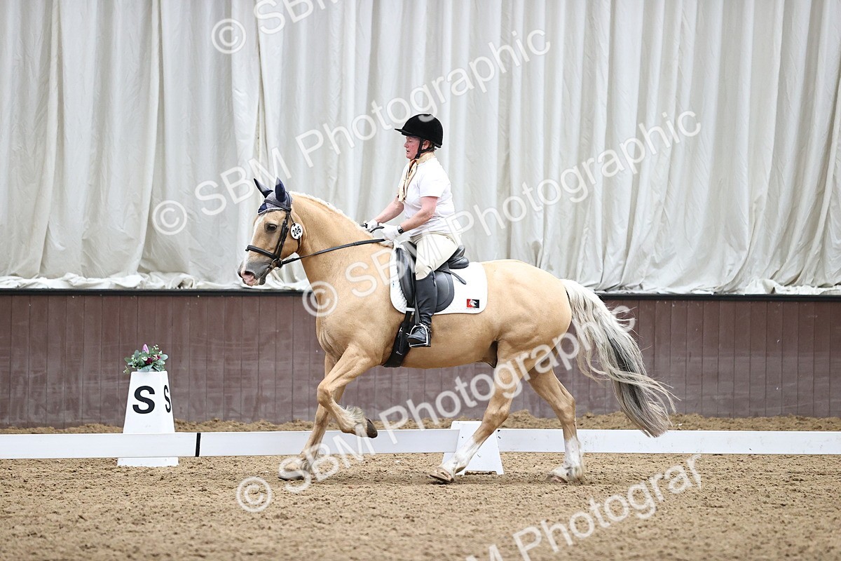SBM_003101 - Novice 4 - 14.47-16.34
