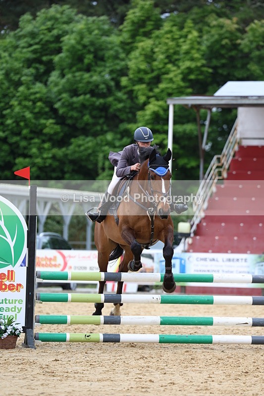 3E7A6485 - Class 4: Senior British Novice/90cm open