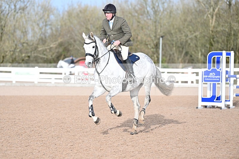 231208A-121521-00620 - Cls 5 Newcomers & 1.10m Open