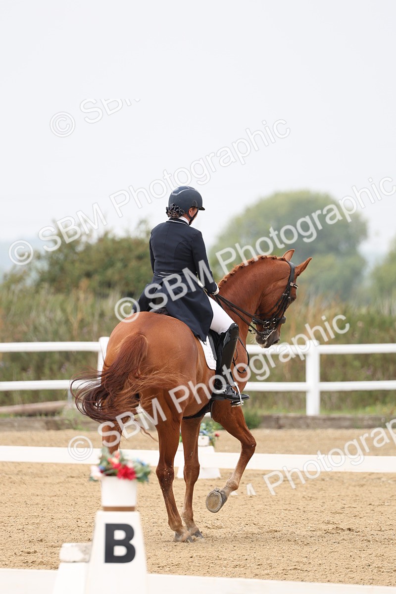 SBM_007061 - Class 9 - FEI INT I - 13.37-14.33