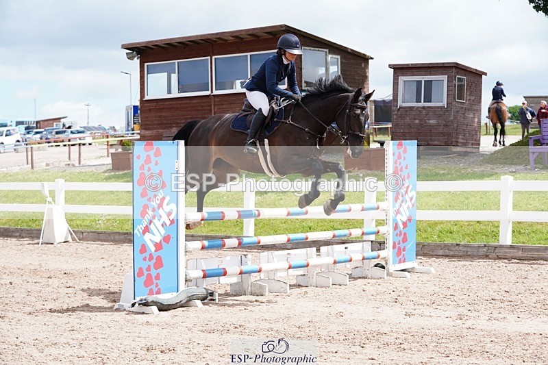 250525-114418-09278 - Cls 33 A&B Snr Disc & 1.00m Open