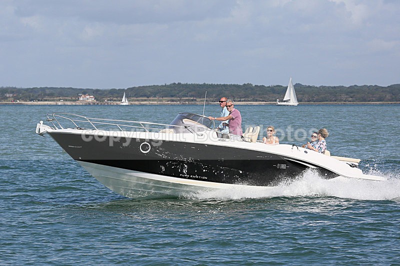 160911 VENTISETTE - EY LARGO Y92A0320 - Motorboats - Open