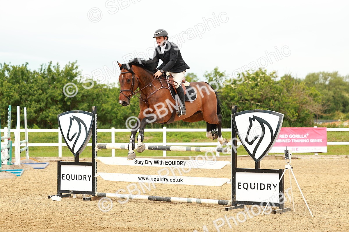 SBM_002142 - Class 4 - Senior Newcomers - 1.10m