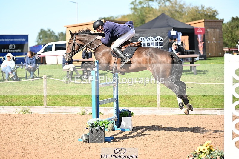 240913A-150530-04998 - Cls 17 National 1.30m Open