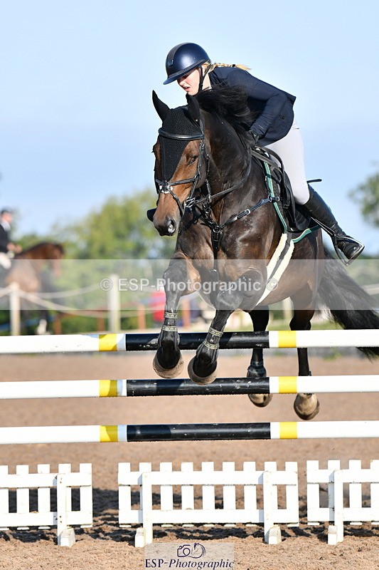 240915A-091430-08706 - Cls 25 Snr 1.20m Open