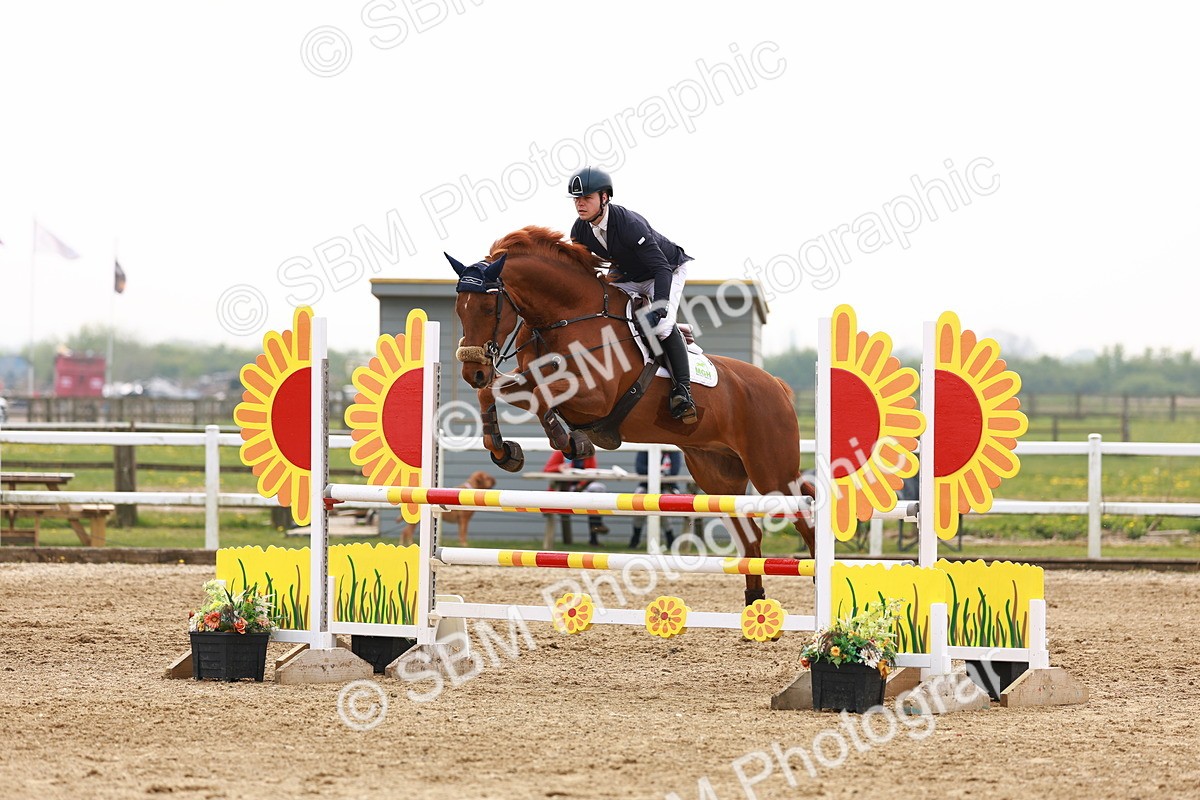  - Class 18 - Senior Newcomers - 1.10m