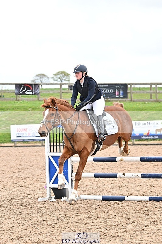 250414-113820-00617 - 90cm Round 1