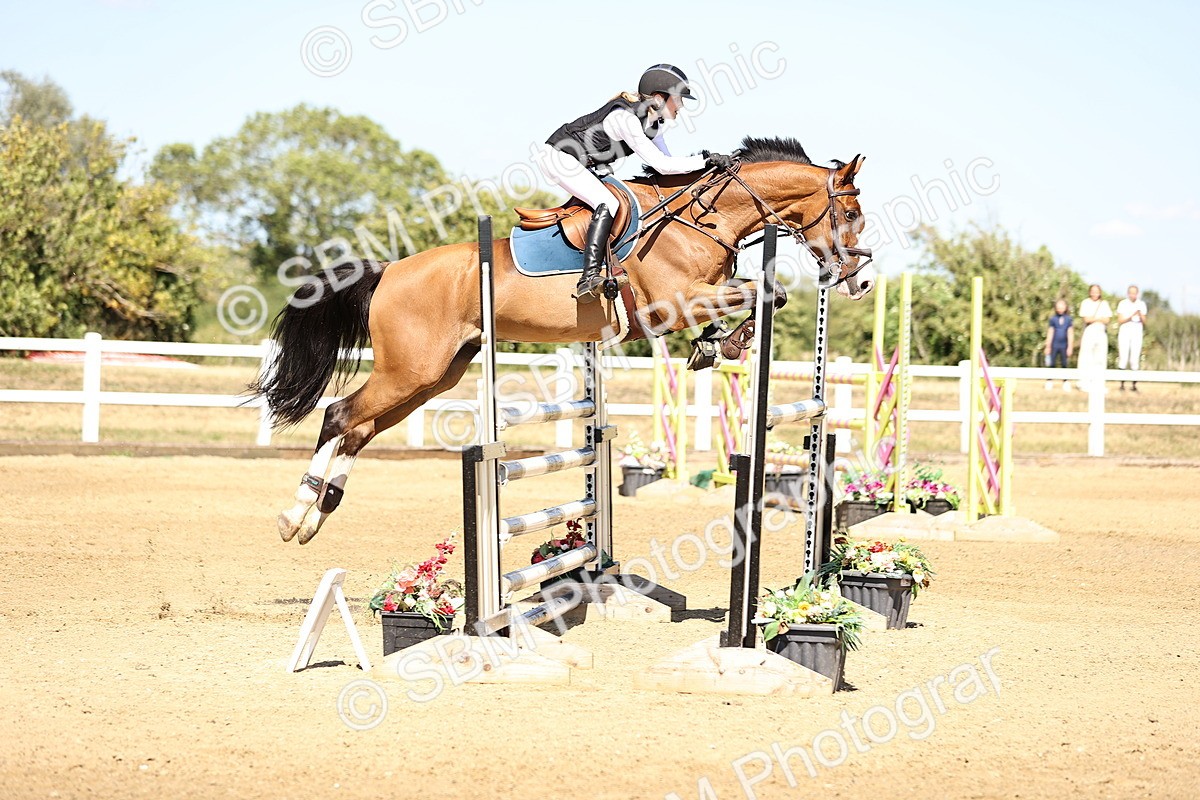 SBM_015230 - Class 16 - Senior foxhunter - 1.20m Open