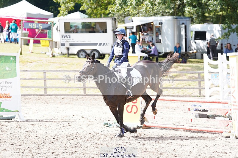 240824X-134200-27879 - 80cm Round 1 13.00 to 14.00