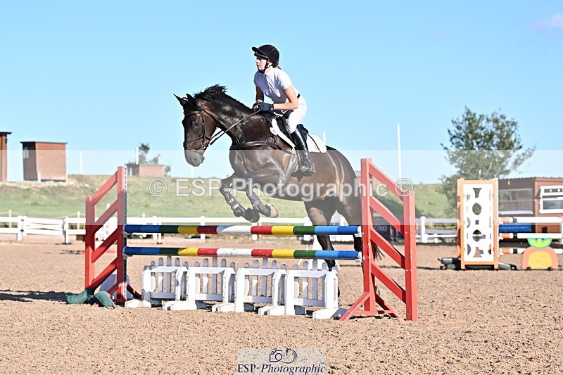 250708A-190034-00703 - 100cm Classes