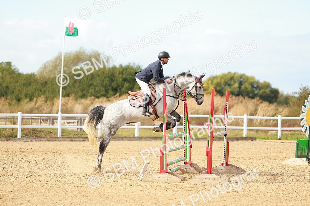SBM_001800 - Class 4 - Senior Newcomers - 1.10m