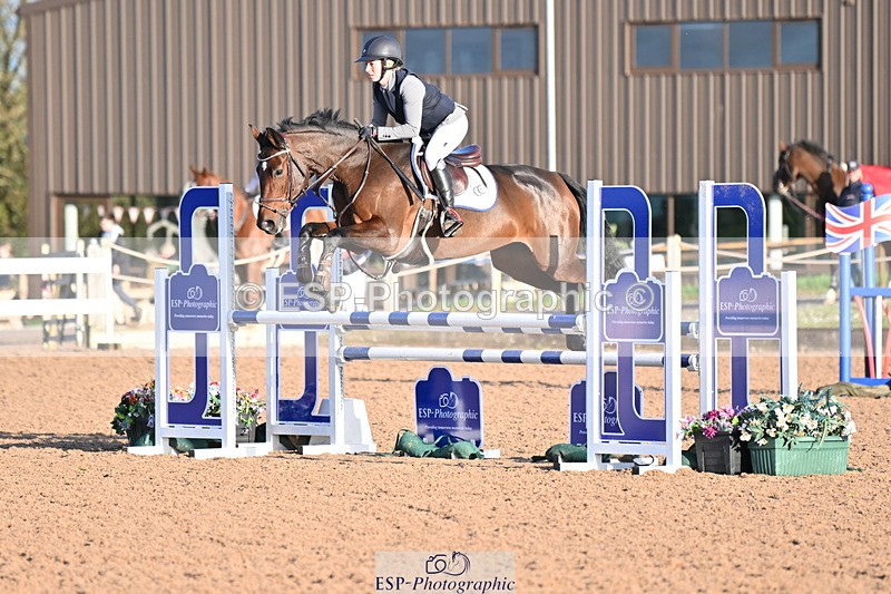 231014A-090206-03375 - Cls 17 Discovery & 1m Open