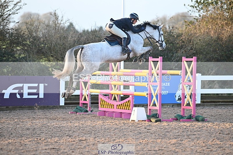 231210A-151901-02882 - Cls 22 National 1.30m & 1.40m