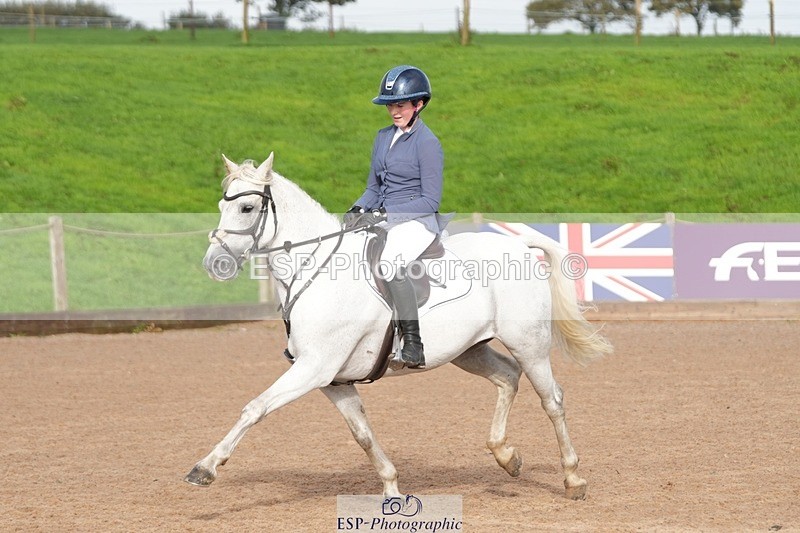 250920-163031-01629 - Cls 22 Pony Intro 90cm Derby