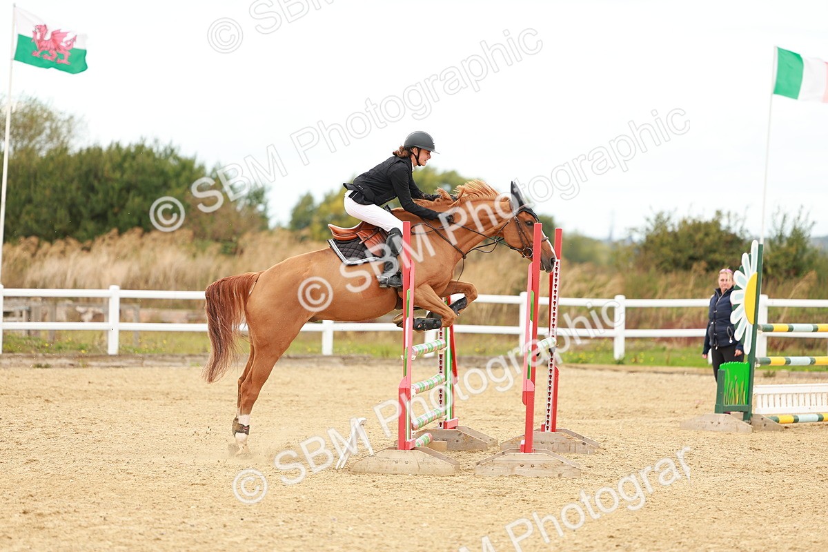 SBM_001611 - Class 4 - Senior Newcomers - 1.10m