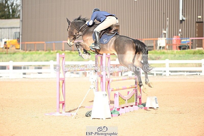 241023A-151543-01143 - Cls 5 Foxhunter and 1.20m Open