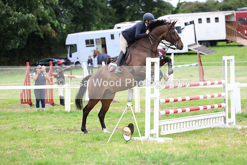 3E7A8315 - Class 8: Senior Foxhunter/1.20m open