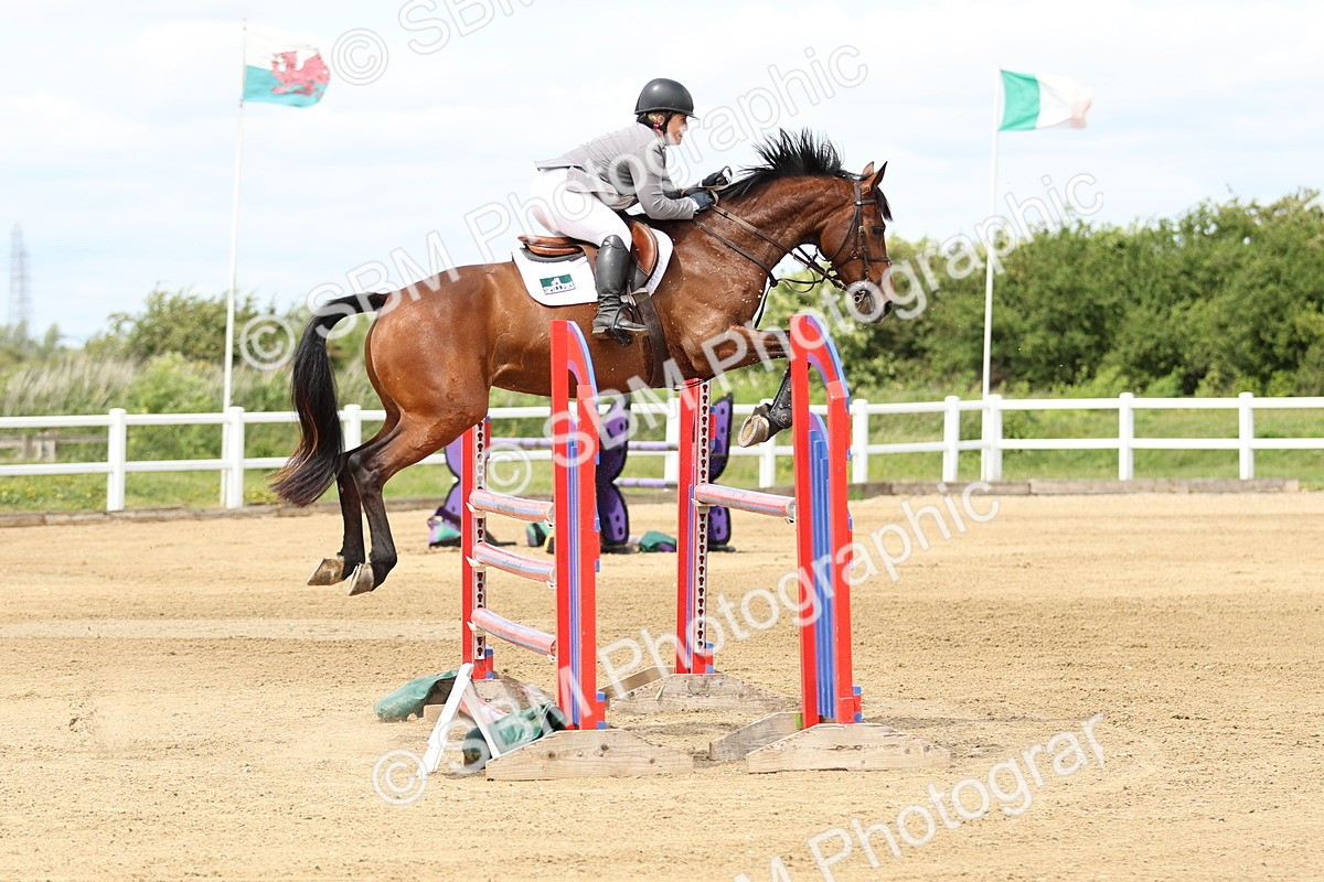 SBM_000900 - Class 4 - Senior Newcomers - 1.10m