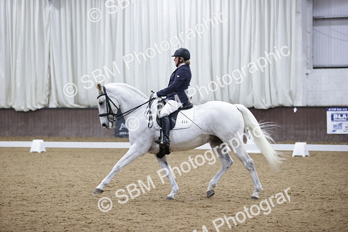 SBM_008916 - Class 16-17-19-21 - ADV 101-FEI PSG-FEI INT I-GP