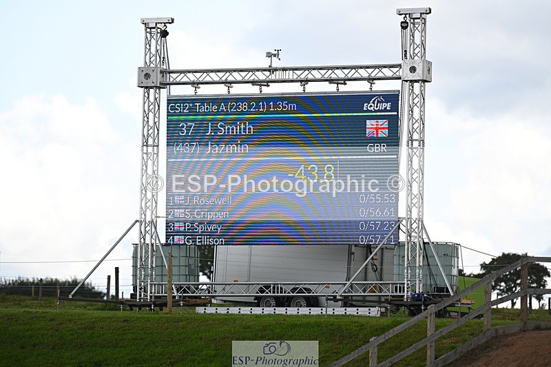 230721A-113105-05672 - Cls 6, 2 Star Medium 1.35m