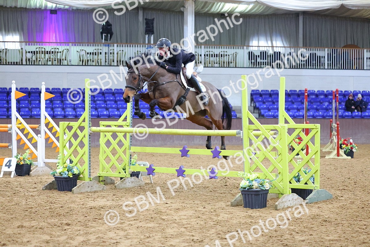 1I0A4813 - Class 9 - Senior Newcomers/ 1.10m Open