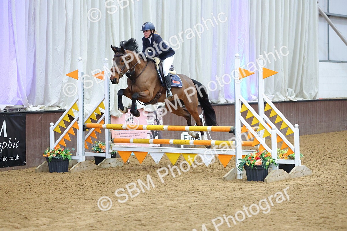 SBM_009778 - Class 20 - Senior British Novice/ 90cm Open - First Round (0.90m)