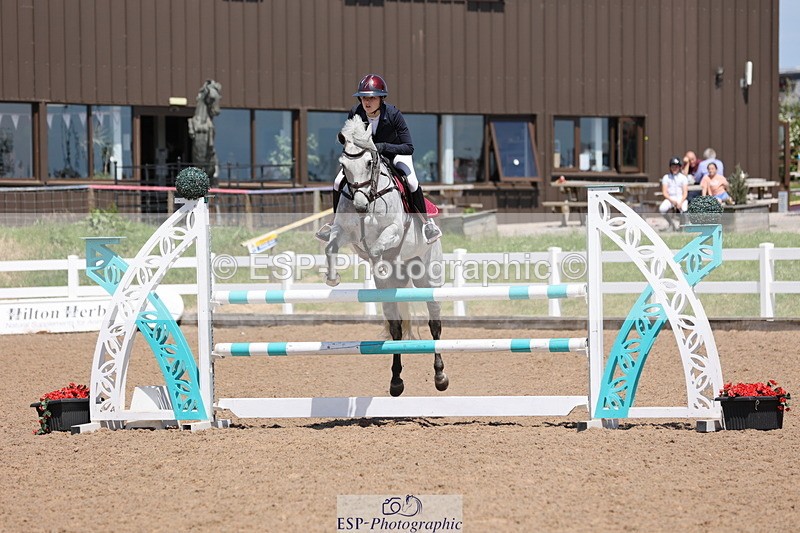 240629A-140912-06715 - Cls 19 Foxhunter and 1.10m Open