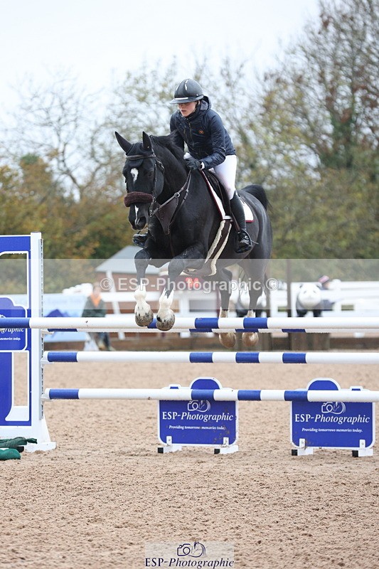 231112A-133355-04532 - Cls 20 Newcomers & 1.10m Open