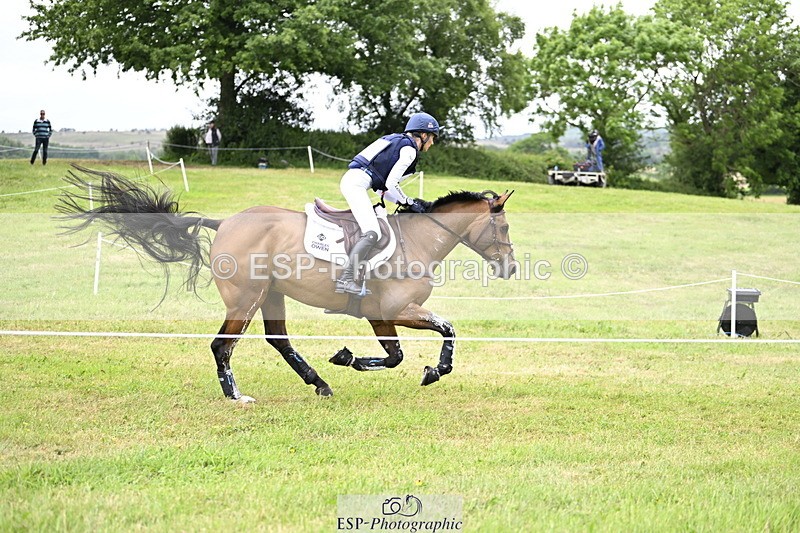 250524A-112552-09156 - B-364-Yasmin.Ingham-KINDA.CORVETTE